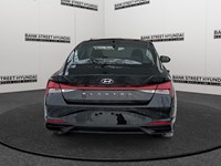 2023 Hyundai Elantra Preferred IVT