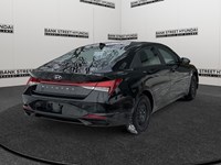 2023 Hyundai Elantra Preferred IVT