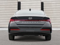 2026 Hyundai Elantra Luxury IVT w/Two-Tone Interior