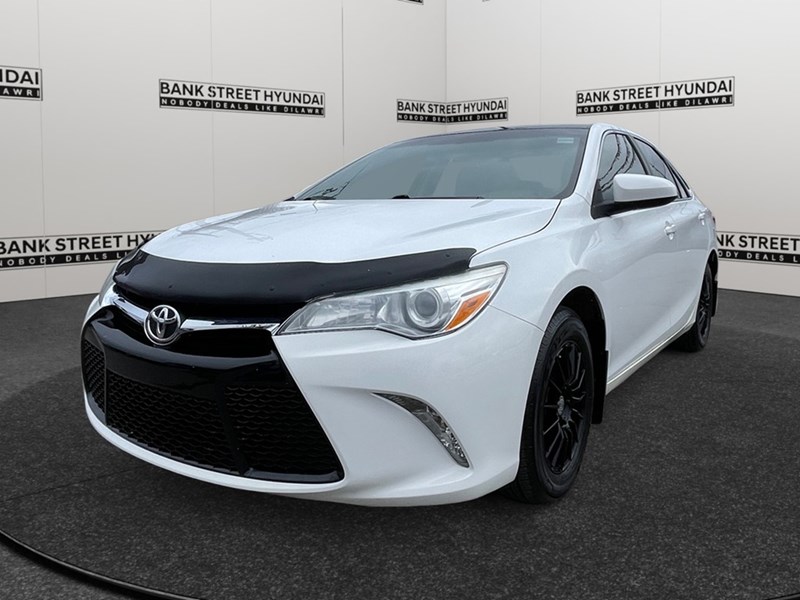 2017 Toyota Camry 4dr Sdn I4 Auto LE