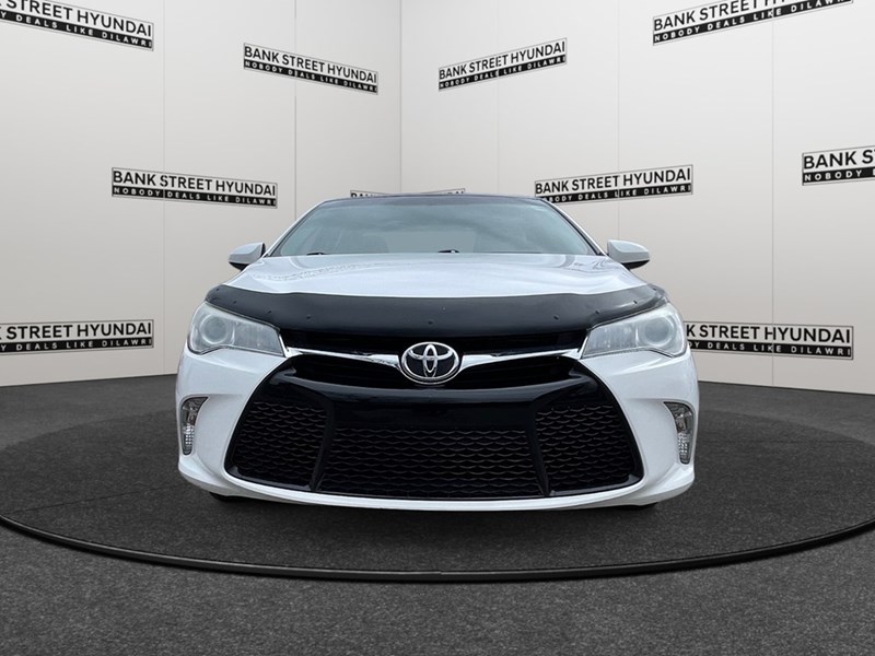 2017 Toyota Camry 4dr Sdn I4 Auto LE