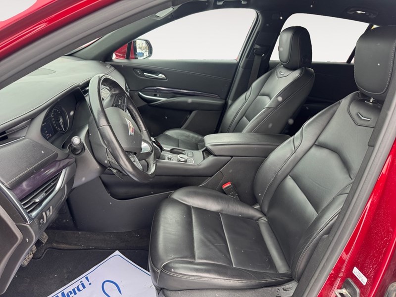 2023 Cadillac XT4 AWD 4dr Luxury