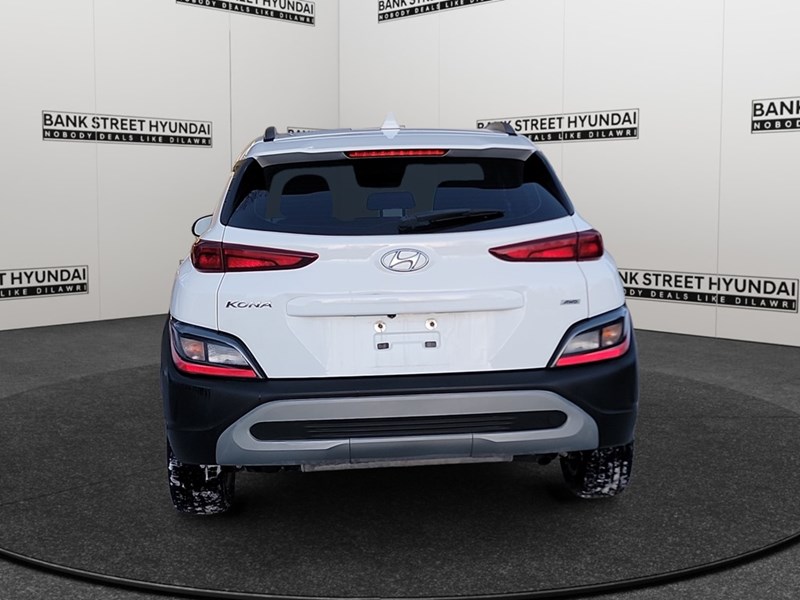 2022 Hyundai Kona 2.0L Essential AWD