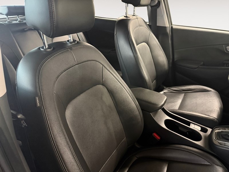 2022 Hyundai Kona 2.0L Preferred AWD w/Sun & Leather Package