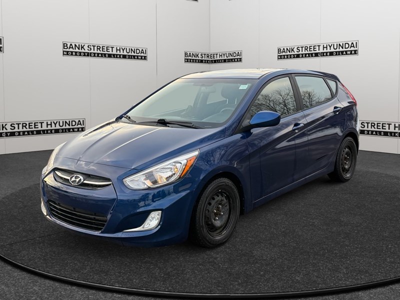 2017 Hyundai Accent 5dr HB Auto SE