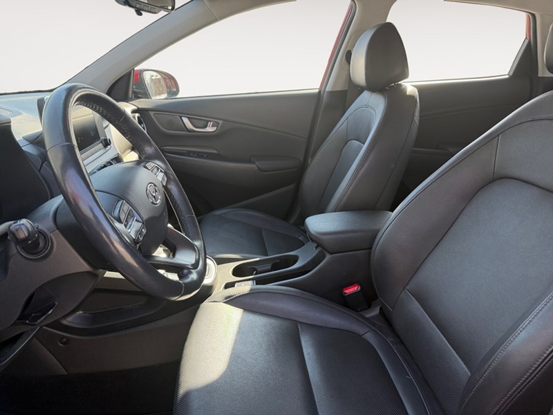 2022 Hyundai Kona 2.0L Preferred AWD w/Sun & Leather Package