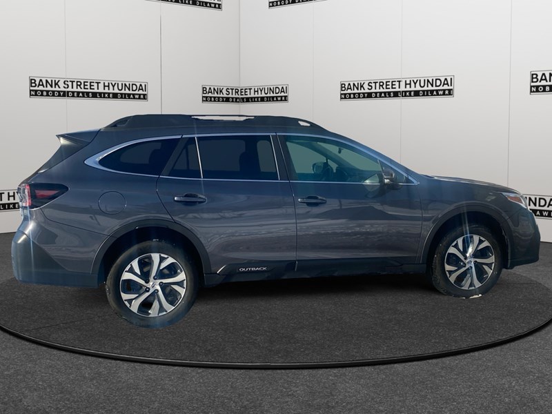 2022 Subaru Outback Limited CVT