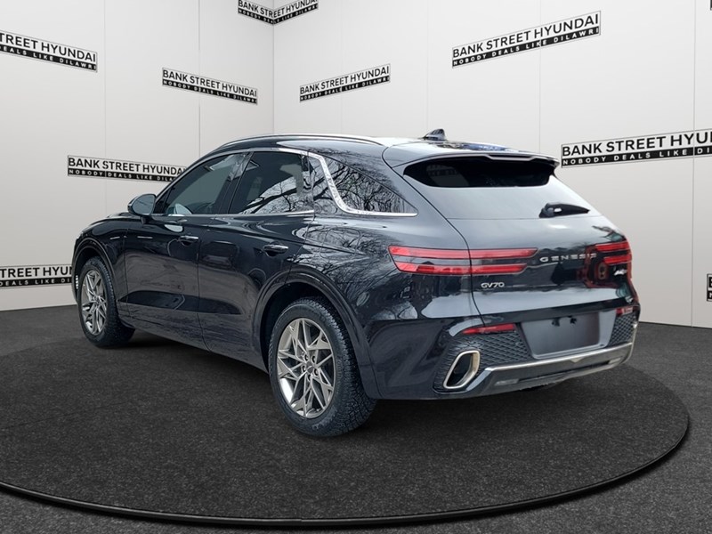 2022 Genesis GV70 2.5T Advanced AWD