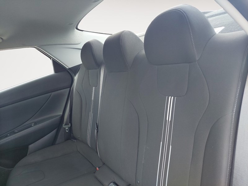 2022 Hyundai Elantra Preferred IVT w/Sun & Tech Package