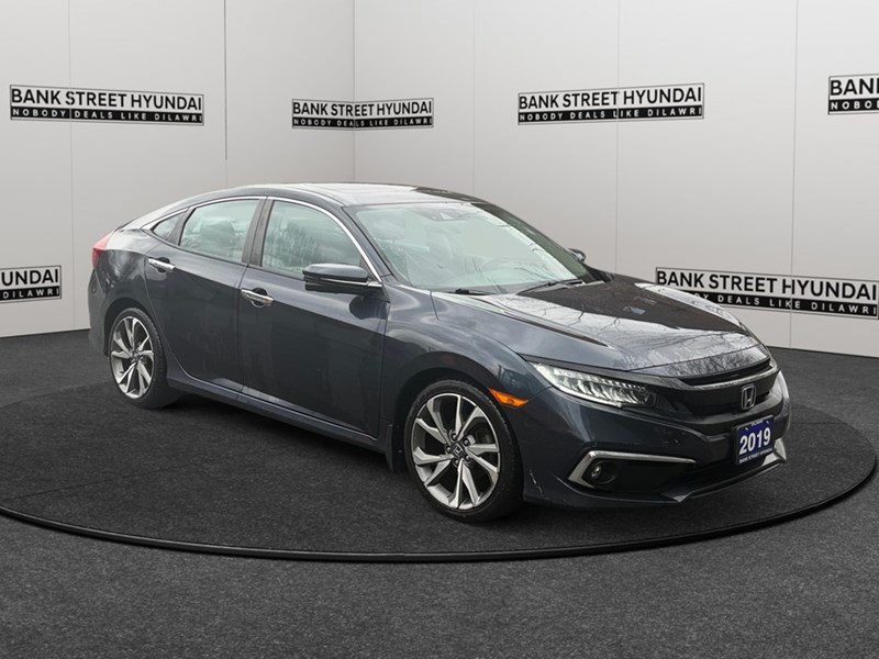 2019 Honda Civic Touring CVT