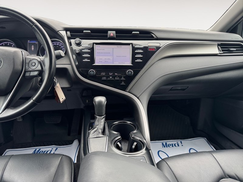 2019 Toyota Camry SE Auto
