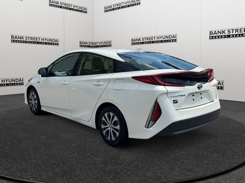2020 Toyota Prius Prime Upgrade Auto