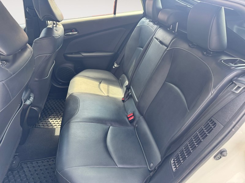 2020 Toyota Prius Prime Upgrade Auto