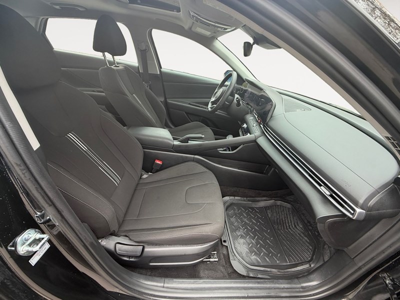 2025 Hyundai Elantra Preferred IVT w/Tech Pkg