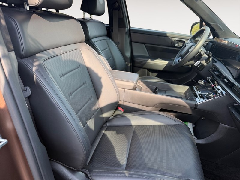 2024 Hyundai Santa Fe Ultimate Calligraphy AWD