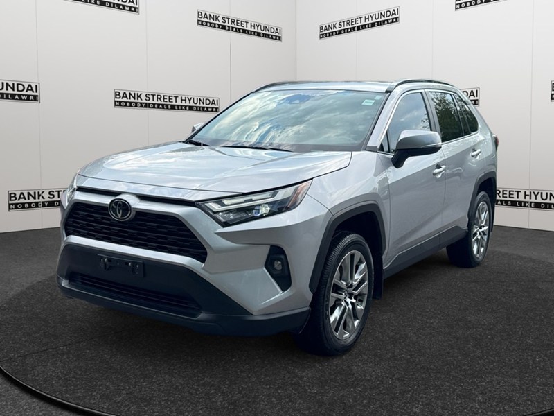 2023 Toyota RAV4 XLE AWD