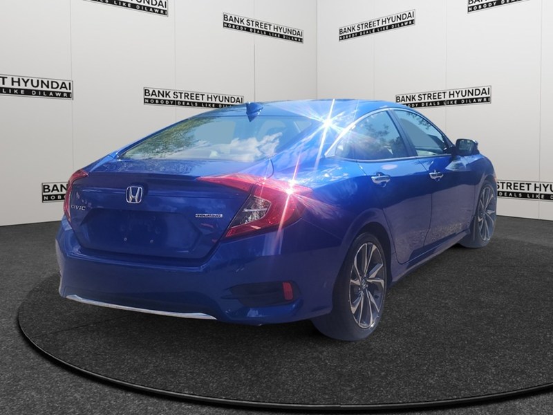 2019 Honda Civic Touring CVT