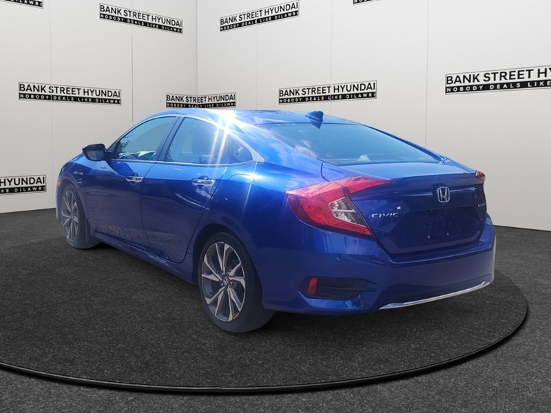 2019 Honda Civic Touring CVT