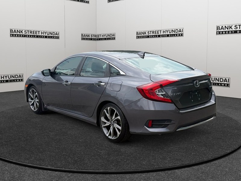 2019 Honda Civic Touring CVT