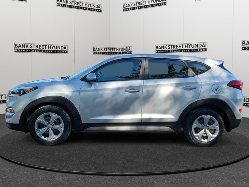 2017 Hyundai Tucson AWD 4dr 2.0L