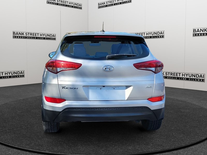 2017 Hyundai Tucson AWD 4dr 2.0L