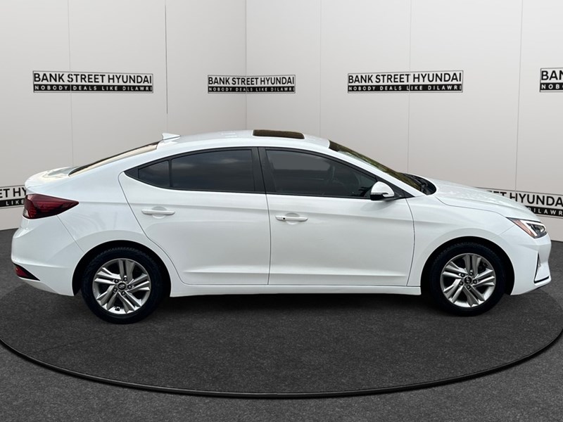 2020 Hyundai Elantra Preferred w/Sun & Safety Package IVT