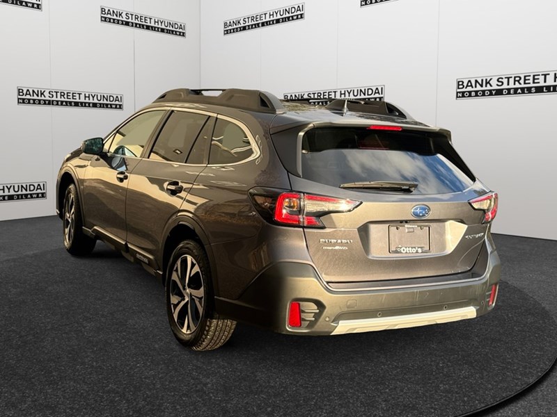 2022 Subaru Outback Limited CVT