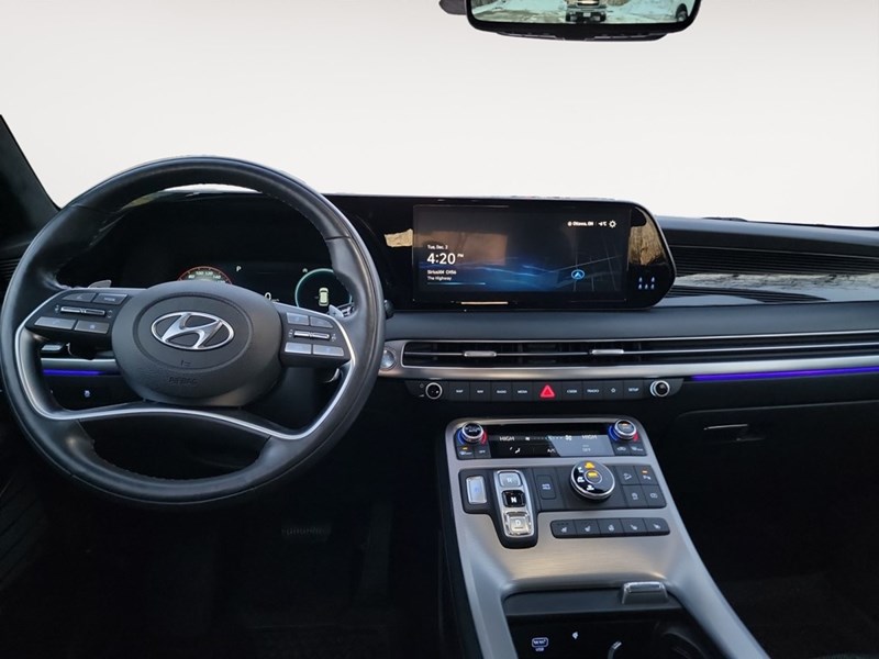 2025 Hyundai Palisade Ultimate Calligraphy 7-Passenger AWD