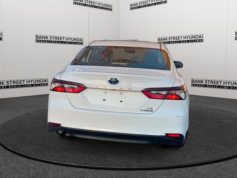 2023 Toyota Camry Hybrid Hybrid LE Auto