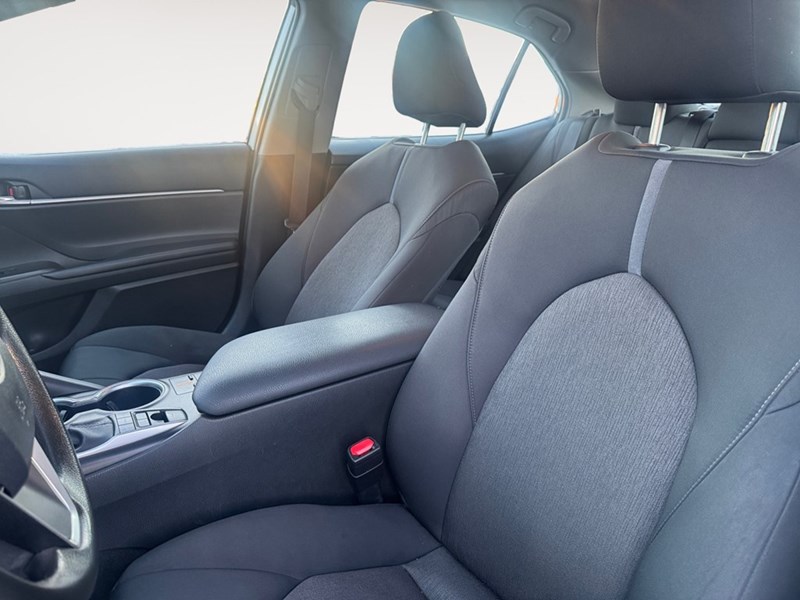 2023 Toyota Camry Hybrid Hybrid LE Auto