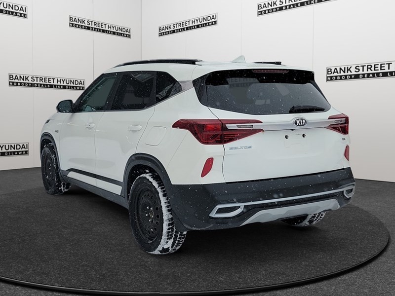 2021 Kia Seltos EX AWD