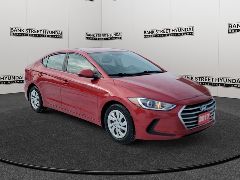 2017 Hyundai Elantra 4dr Sdn Auto LE