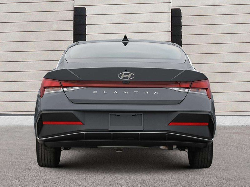 2026 Hyundai Elantra Preferred IVT w/Tech Pkg