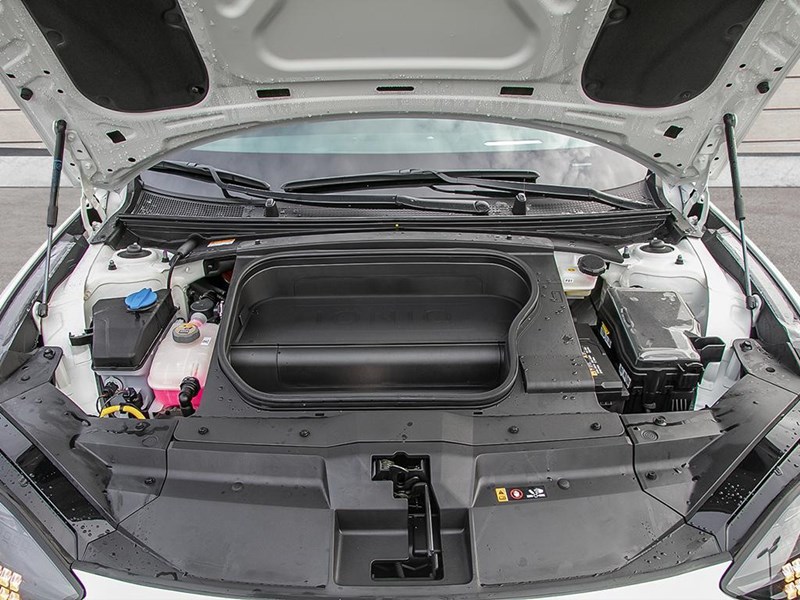 2025 Hyundai IONIQ 6 Preferred AWD Long Range w/Ultimate Pkg