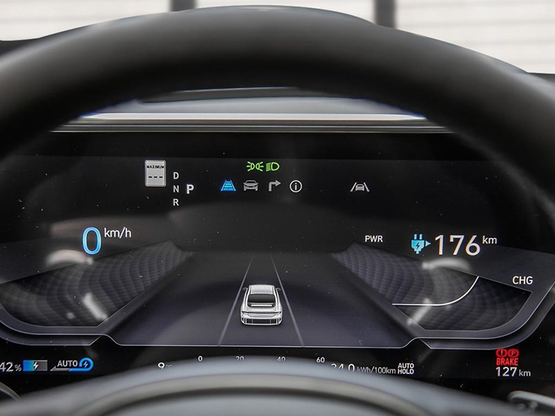 2025 Hyundai IONIQ 6 Preferred AWD Long Range w/Ultimate Pkg