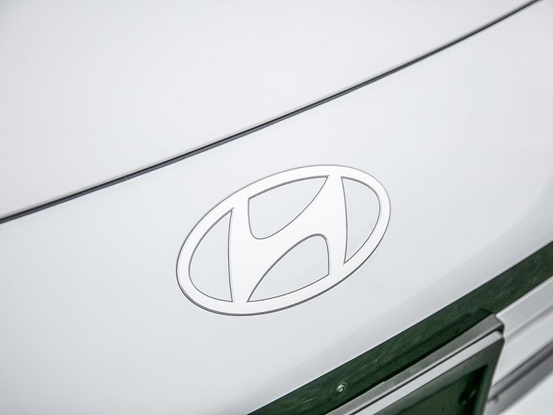 2025 Hyundai IONIQ 6 Preferred AWD Long Range w/Ultimate Pkg