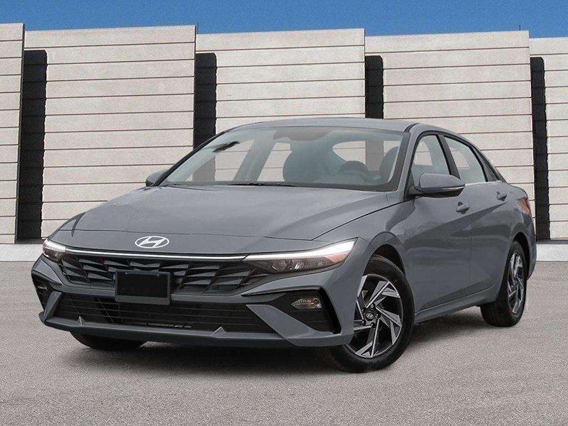 2026 Hyundai Elantra Luxury IVT