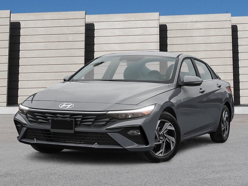 2026 Hyundai Elantra Luxury IVT w/Two-Tone Interior