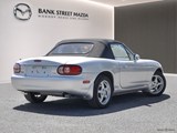 2002 Mazda MX-5 Miata 1.8 (A4) image 3