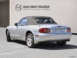 2002 Mazda MX-5 Miata 1.8 (A4) image 5