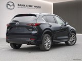 2022 Mazda CX-5 Signature image 3