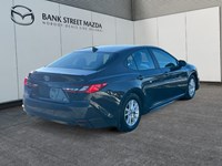 2025 Toyota Camry SE Hybrid - One Owner - Clean CarFax