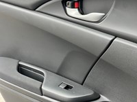 2017 Honda Civic 4dr CVT LX