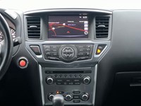 2018 Nissan Pathfinder 4x4 Midnight Edition