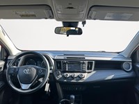 2017 Toyota RAV4 AWD 4dr LE