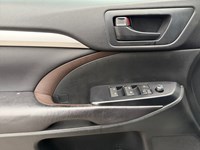 2016 Toyota Highlander Hybrid AWD 4dr LE