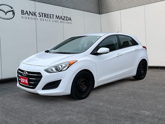 2016 Hyundai Elantra GT GL (A6)