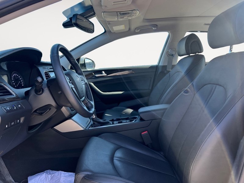2017 Hyundai Sonata 4dr Sdn 2.4L Auto Limited