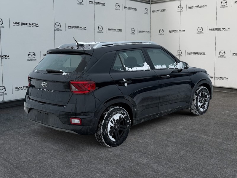 2023 Hyundai Venue Preferred IVT