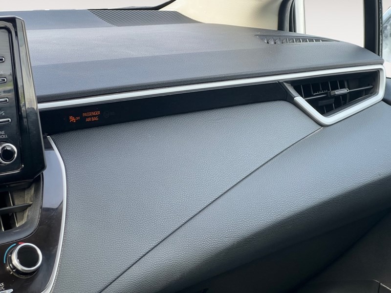 2020 Toyota Corolla L Manual